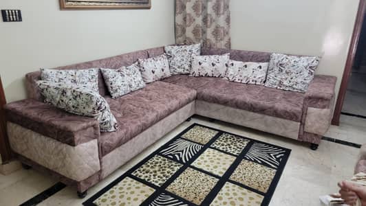 L shape sofa  9 seater Ok condition