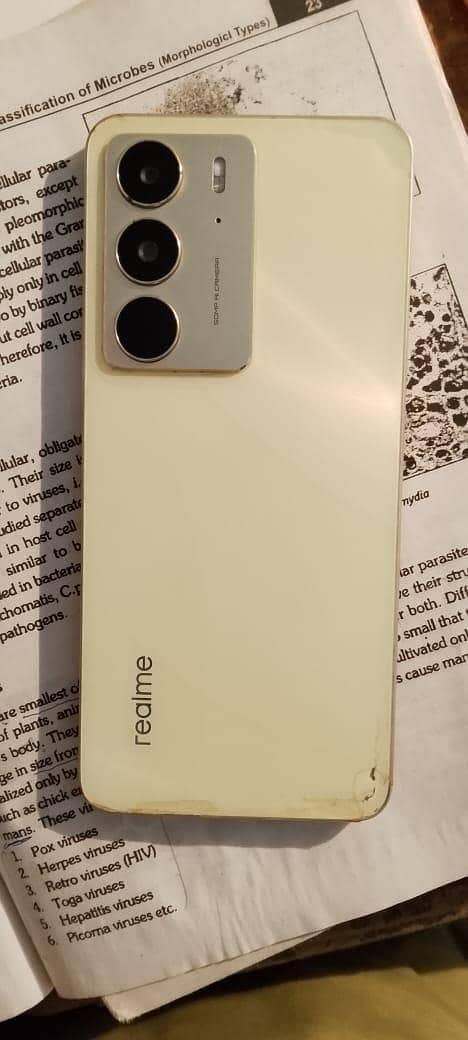 Realme C75 4