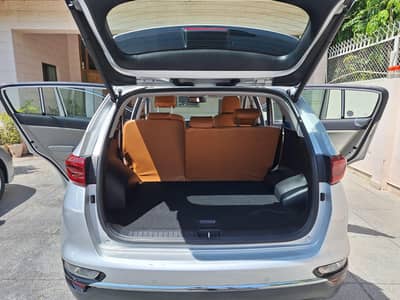 KIA Sportage AWD 2023 | Genuine | 9K KM | Lahore Registered