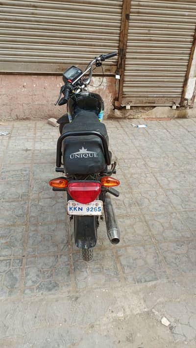 gari Mai Koi kaam nhi all oky