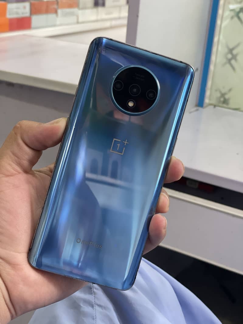 One plus 7t 1
