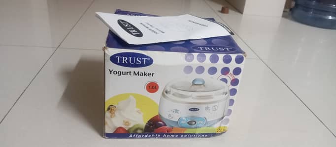 TRUST 1.0L Compact Yogurt Maker (Model TYM-10C1) – Complete in Box!