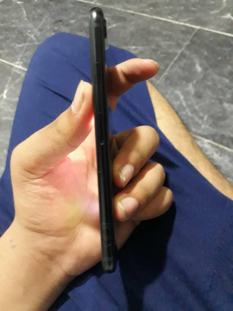 Apple iPhone SE 4