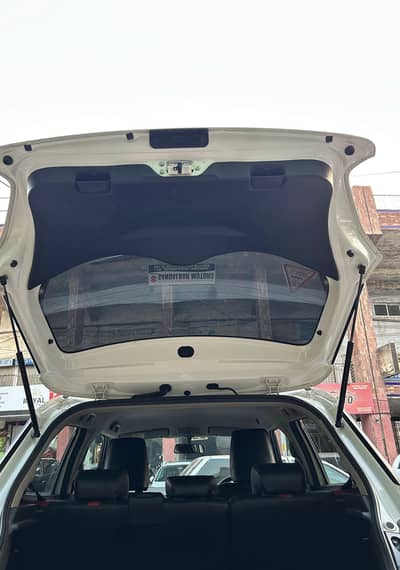 Suzuki Swift 2022 GLX B2B Orignal body