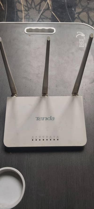 tenda wifi N300 router model f3