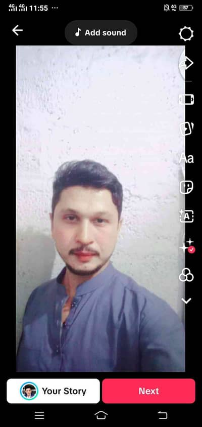 zeeshan Khan 