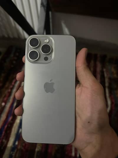 Apple iPhone 15 Pro Max