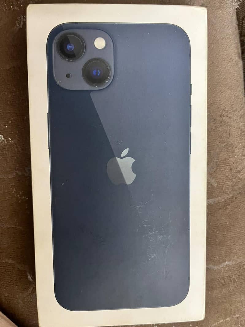 Apple iPhone 13 5