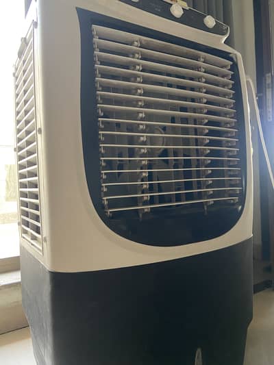 Super Asia Newly Used Cooler