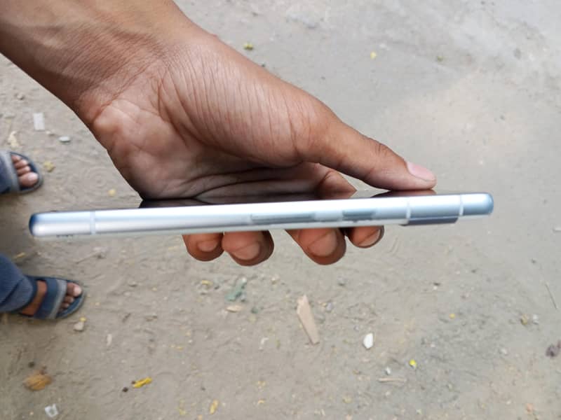 Google Pixel 7a 3
