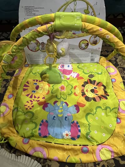 Baby play mat         Very Lightly used