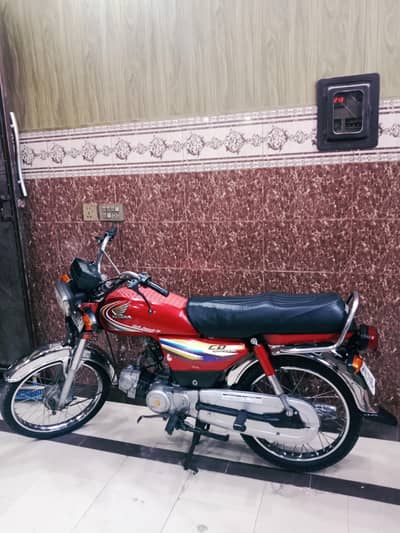 Honda cd 70 total original bike