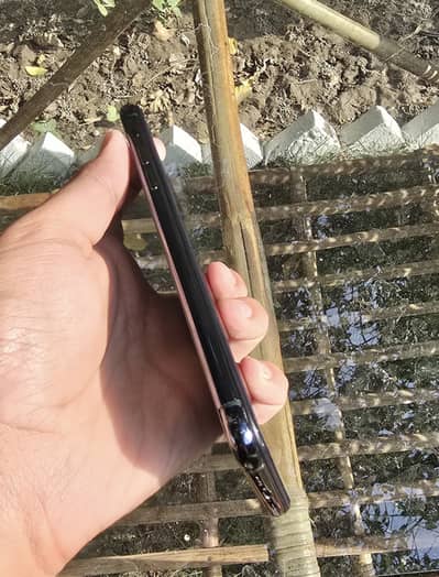 Apple iPhone 11 Pro Max