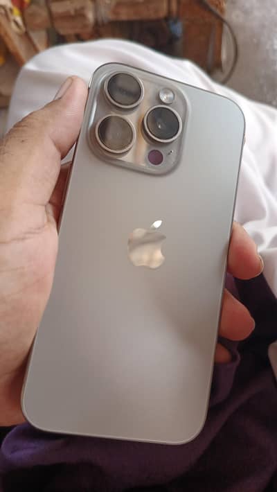 Apple iPhone 15 Pro
