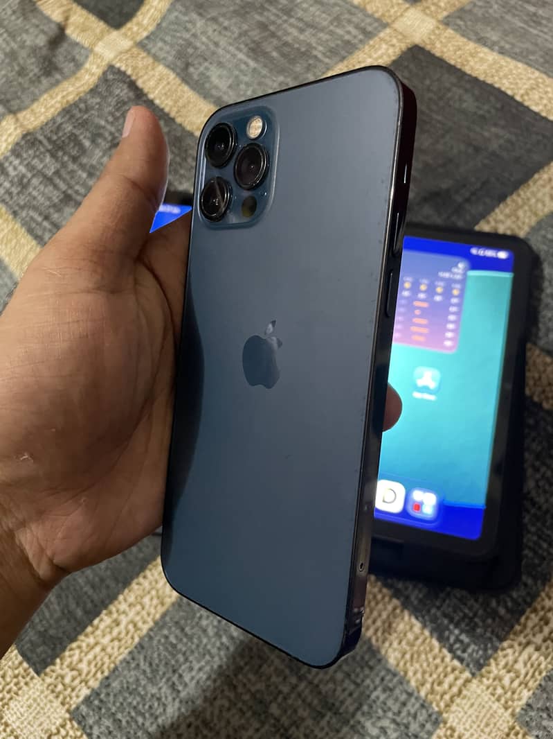 Apple iPhone 12 Pro 11