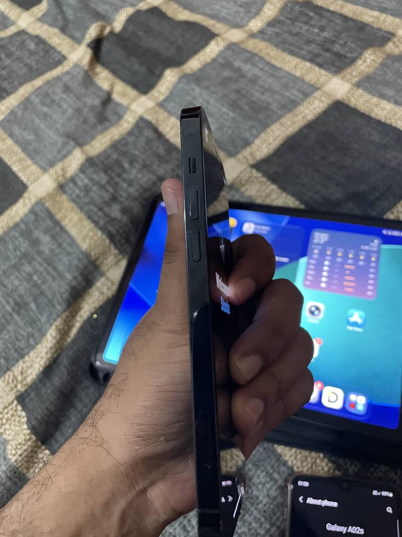 Apple iPhone 12 Pro 13