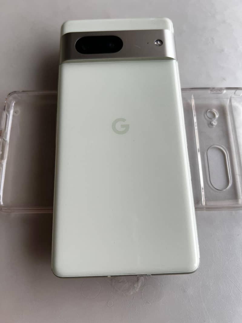 Google Pixel 7 4