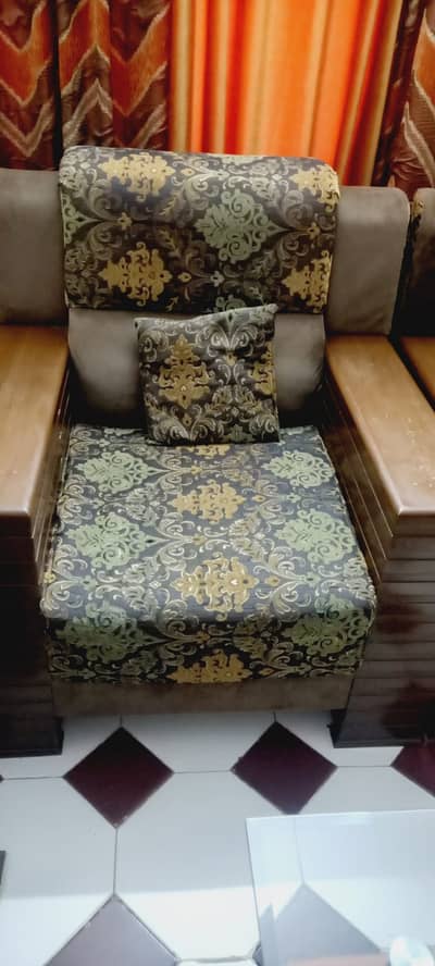 Sofa set