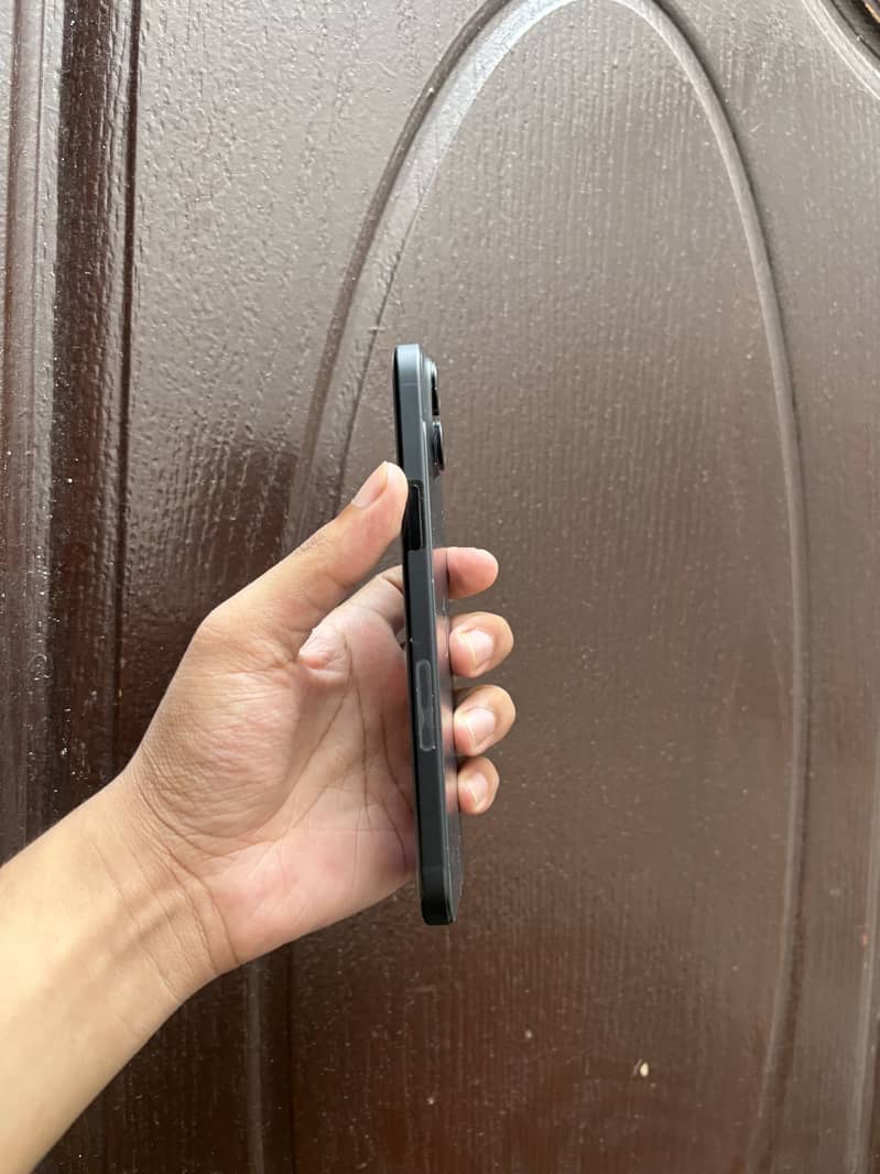 Apple iPhone 15 plus 4