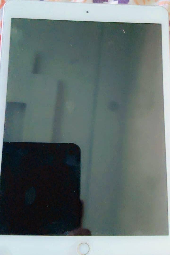 iPad 7th generation 5