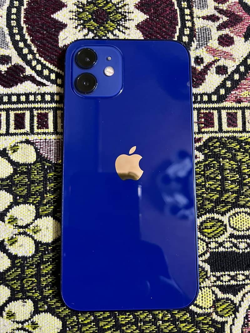 Apple iPhone 12 2