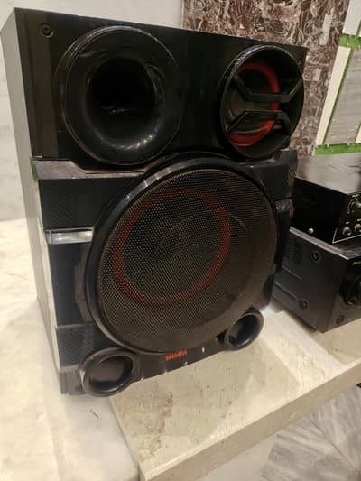 Pioneer Amp and Yamaha Speakers