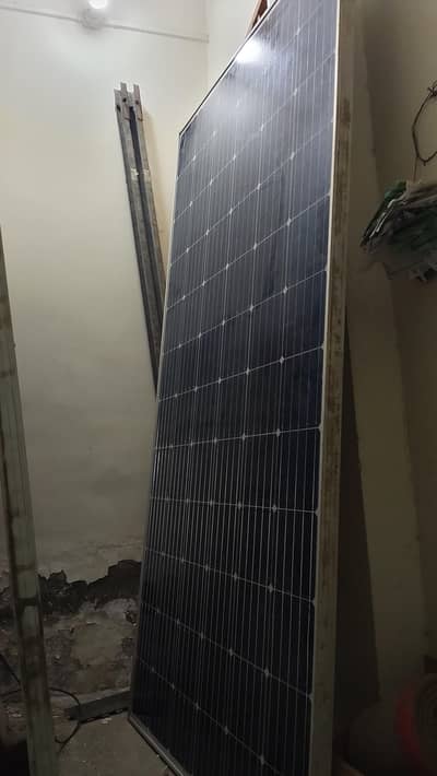 4 solar panels