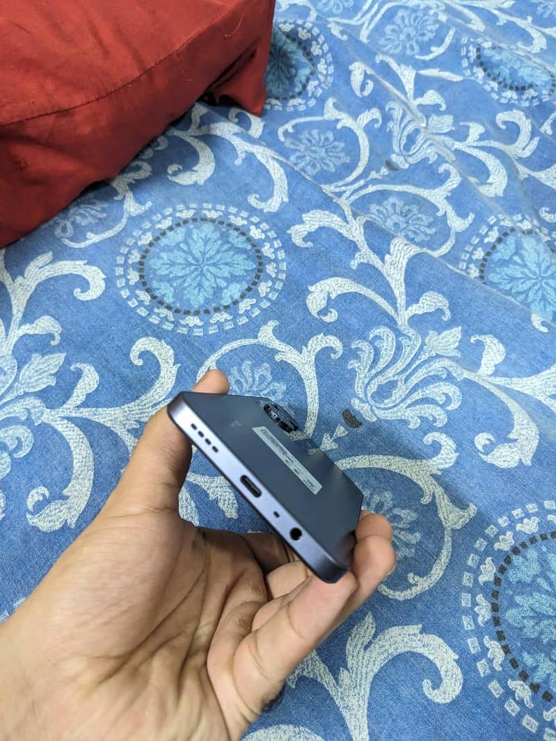 Realme Note 60 5