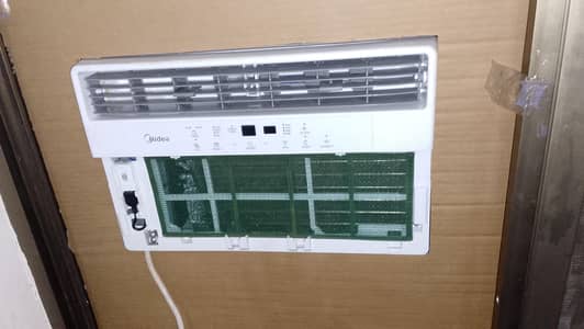 Midea window Ac good condition
