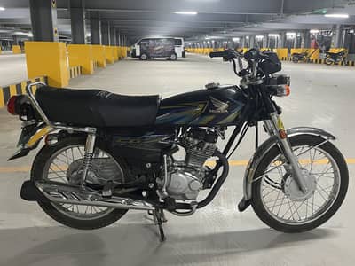 Honda CG 125 2026(Black)