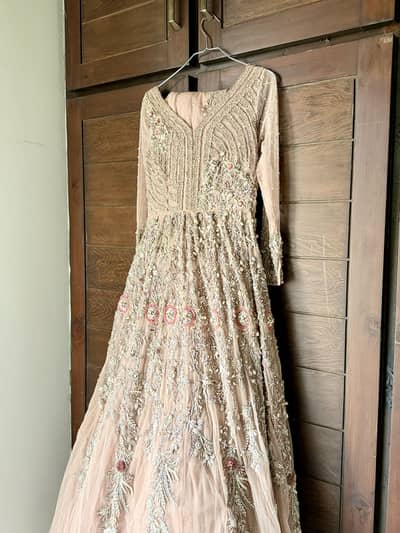 Erum khan bridal dress