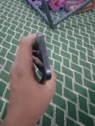 Apple iPhone 12 factory unlock