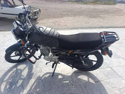 YAMAHA YB 125Z DX 2025 saaf condition