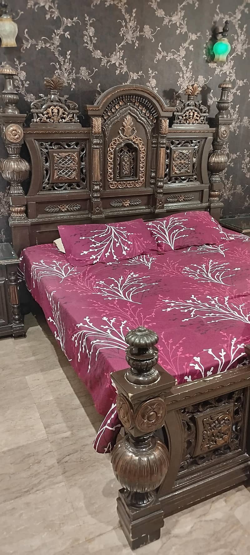 Bed and Dressing Table 0