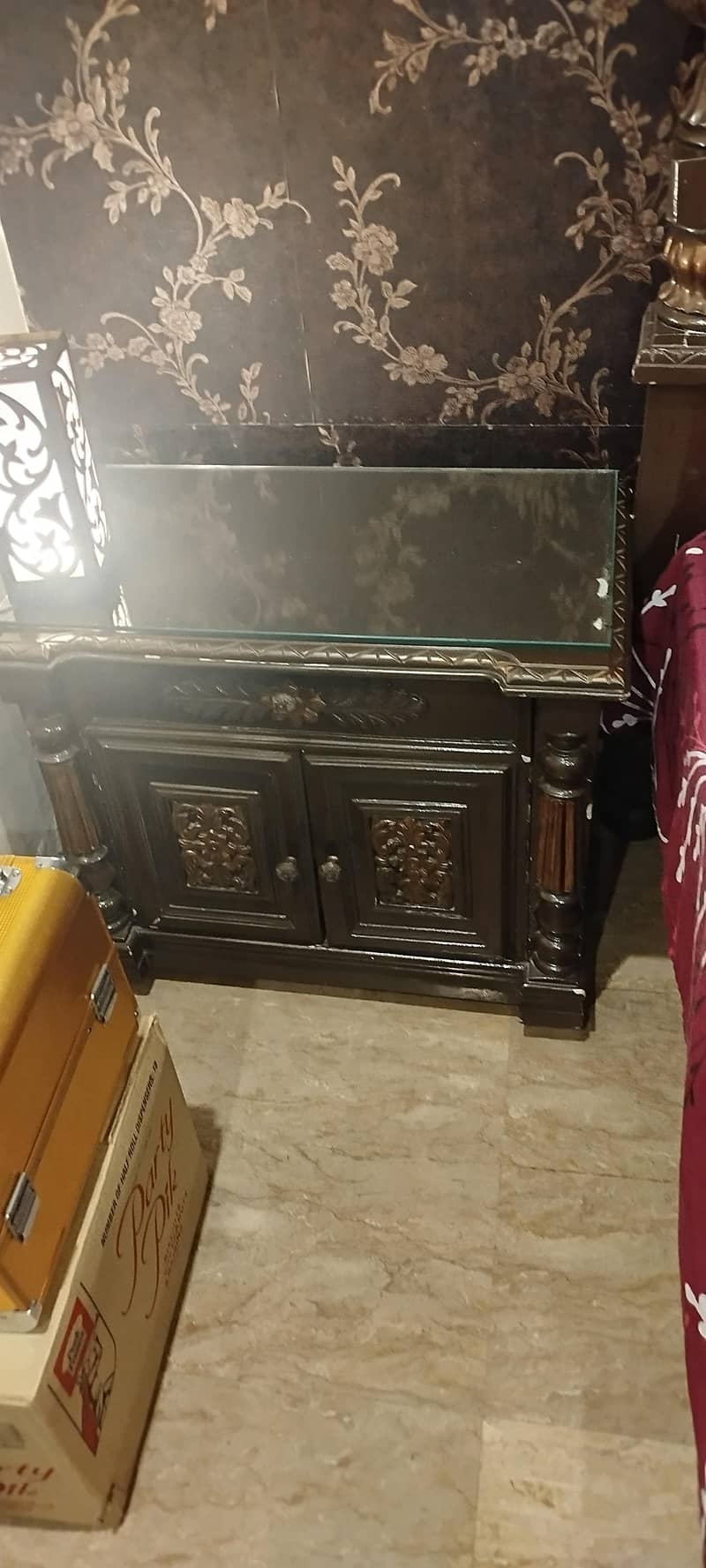 Bed and Dressing Table 4