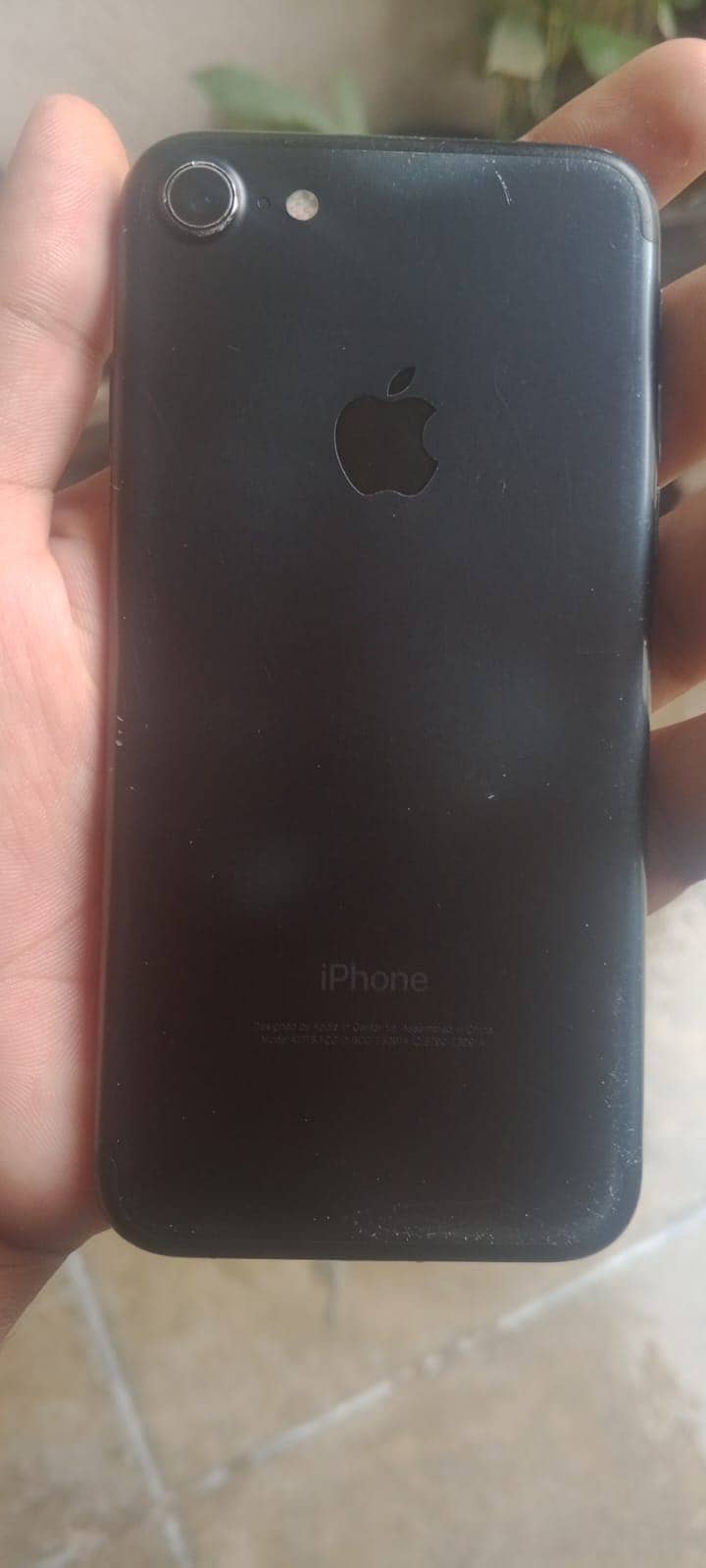 Apple iPhone 7 1