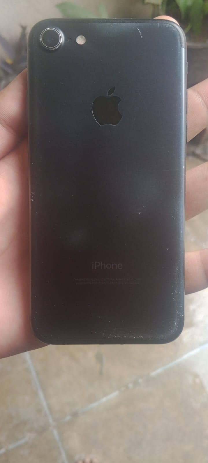 Apple iPhone 7 3