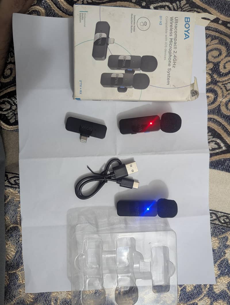 Boya V2 wireless mic 2