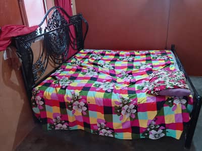 iron bed for sell old design and spring foam