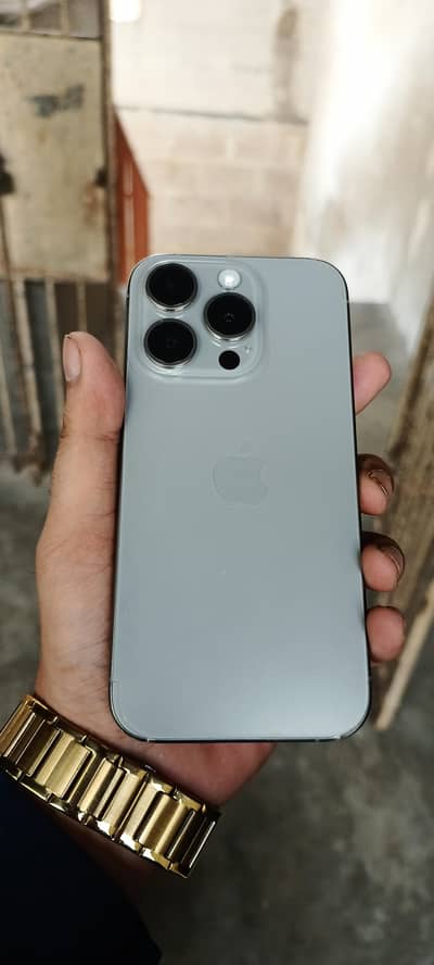 Apple iPhone 15 Pro Factory Unlock With Box Urgent Sell