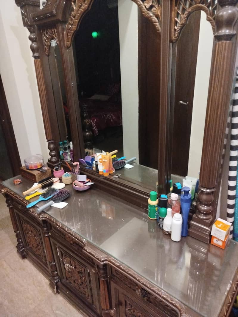 Bed and Dressing Table 6