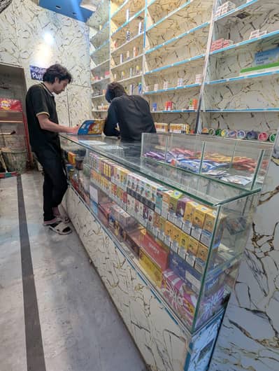 shop wood and sheesha counter