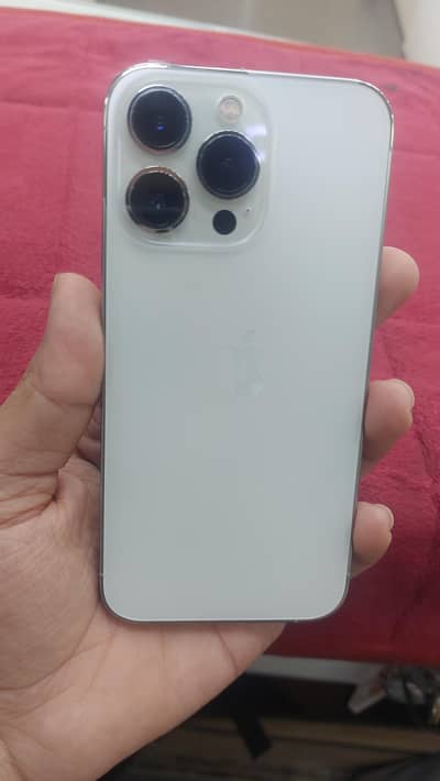 Apple iPhone 13 Pro