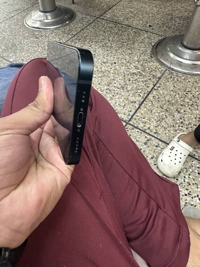 Apple iPhone 13 simple