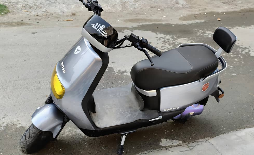 yadea e8s pro 2026 model 2