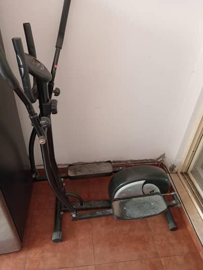 elliptical exercise machine