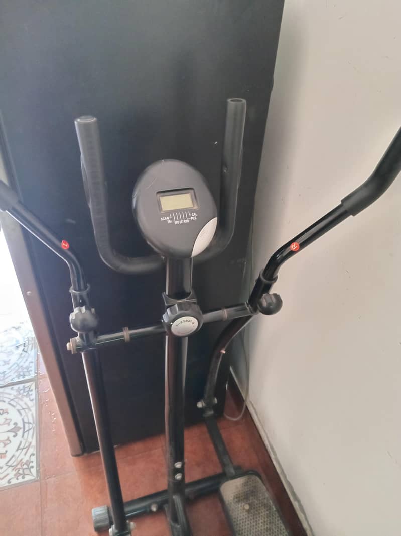 elliptical exercise machine 1