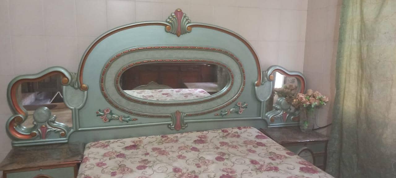 double bed 0