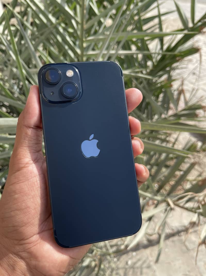 Apple iPhone 13 1