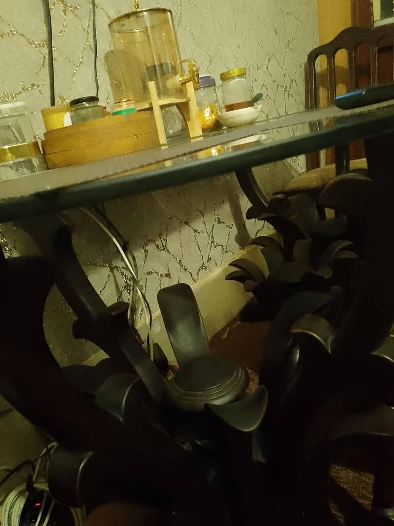 Dining table 4